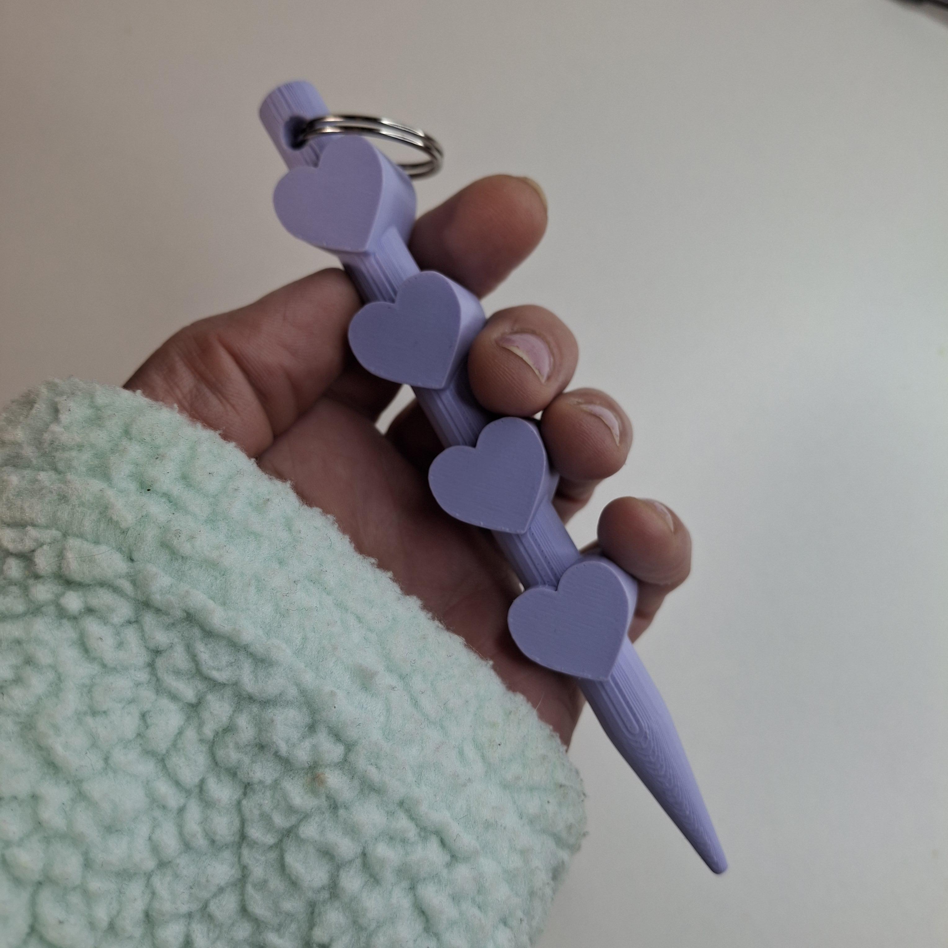 3D geprinte kubotan sleutelhanger in lila